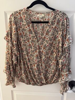 Max Studio Cream Floral Ruffle-Sleeve Wrap Blouse